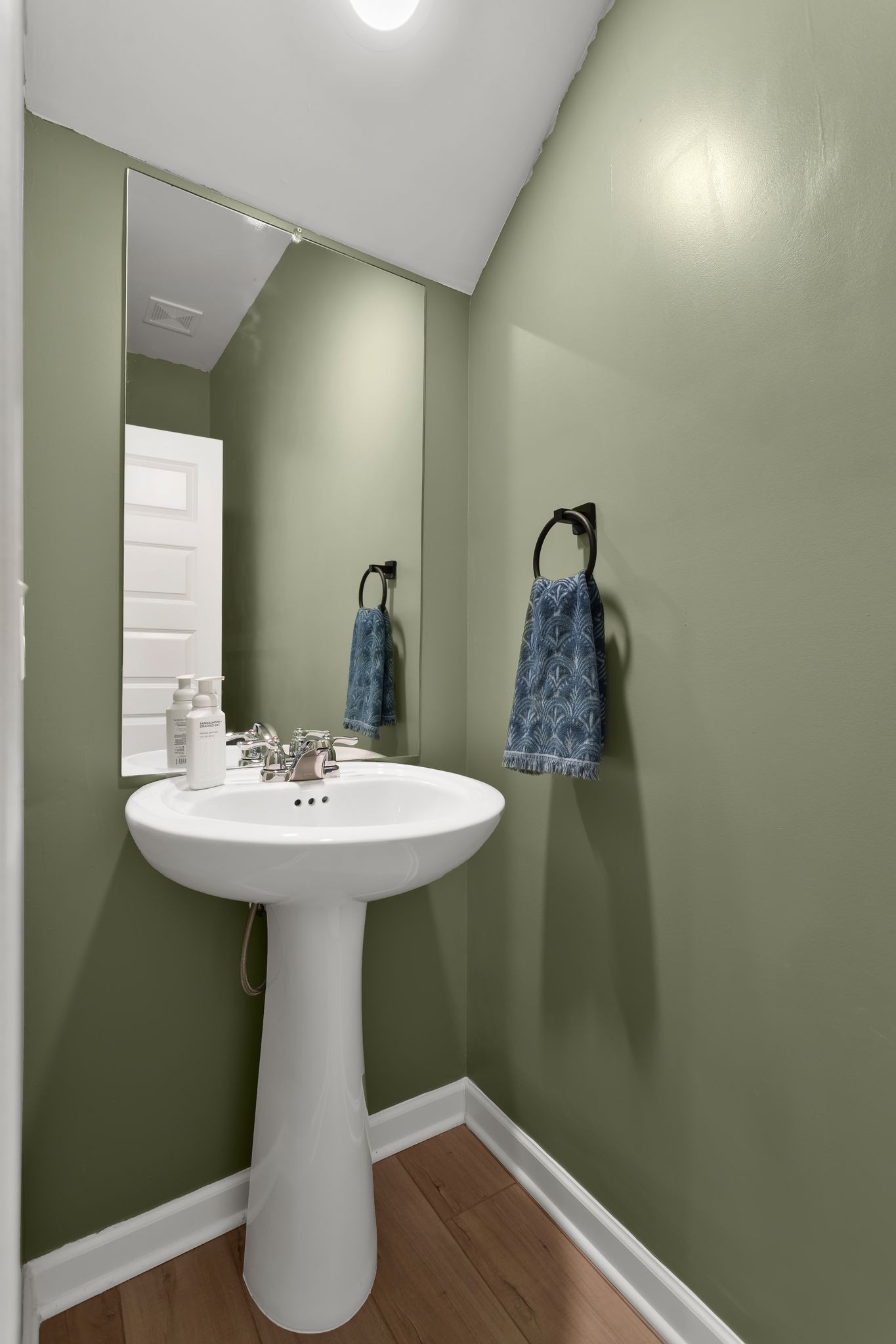 2533 Drumwright Way Columbia TN 38401