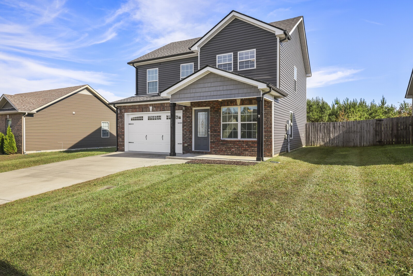 611 Hollow Crest Clarksville TN 37042