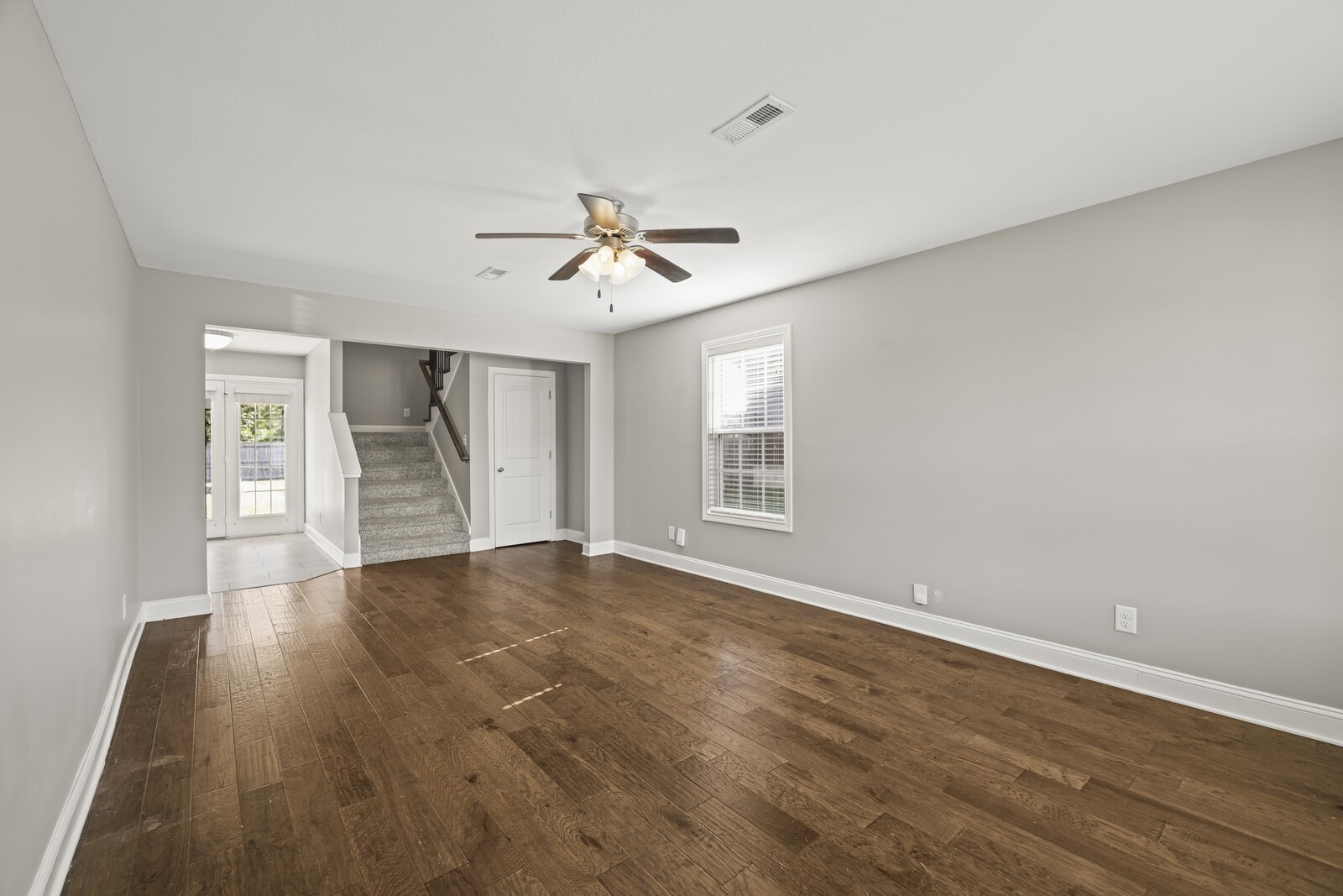 611 Hollow Crest Clarksville TN 37042