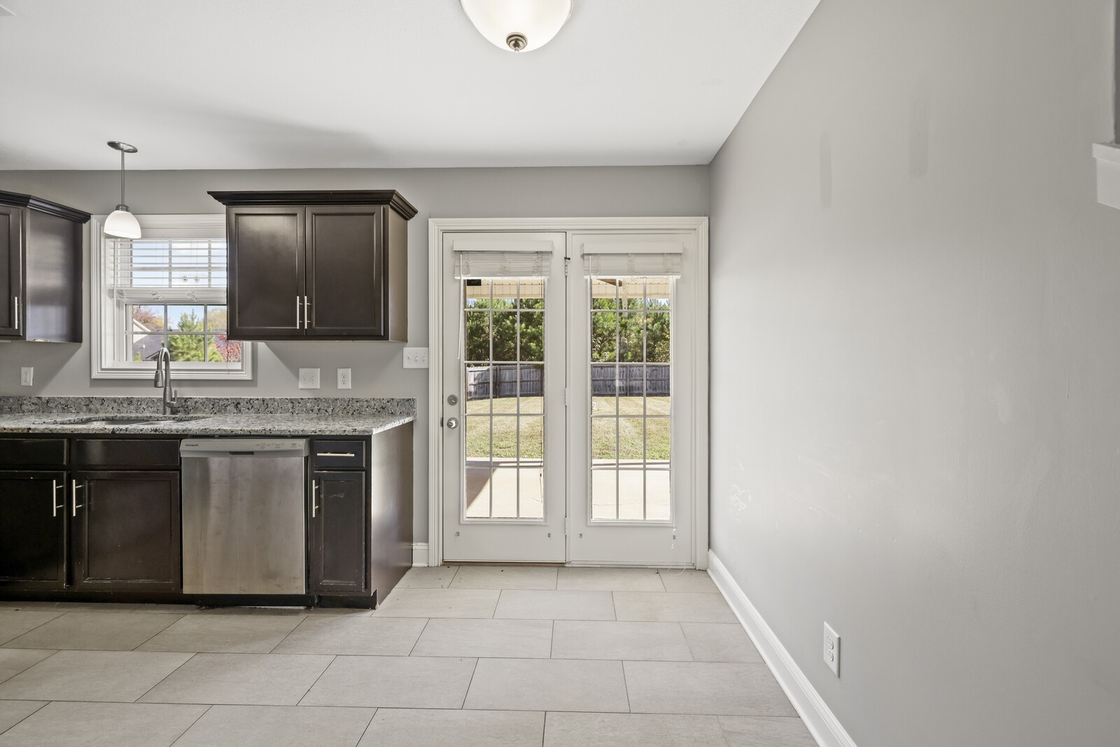 611 Hollow Crest Clarksville TN 37042