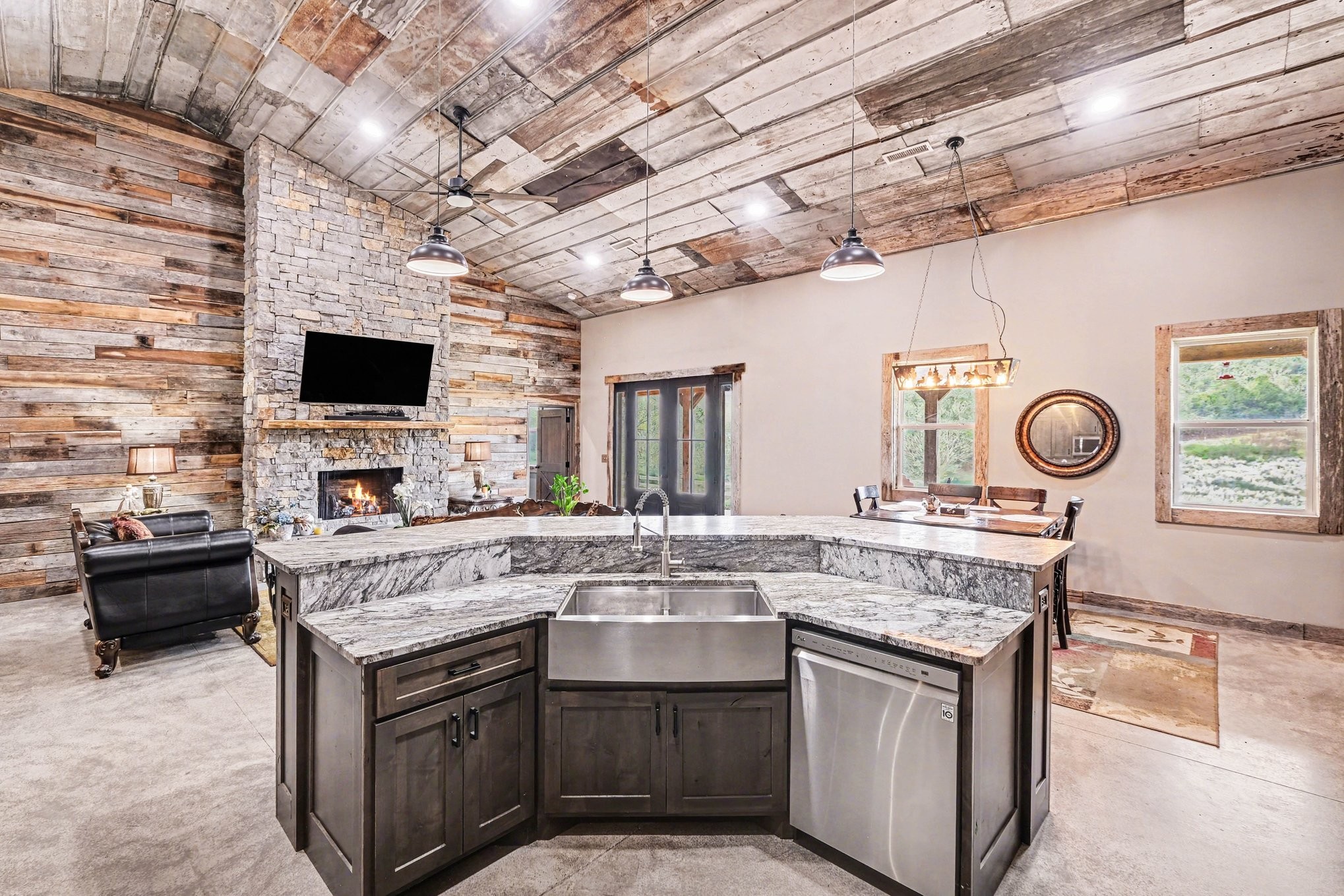2617 Fayetteville Highway Belfast TN 37019