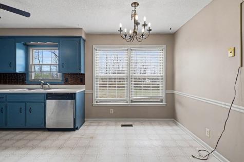2102 Single Tree Drive Clarksville TN 37040