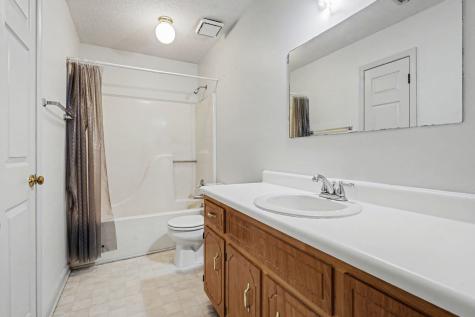 2102 Single Tree Drive Clarksville TN 37040