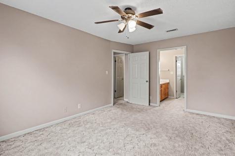 2102 Single Tree Drive Clarksville TN 37040