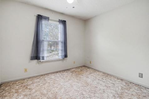 2102 Single Tree Drive Clarksville TN 37040