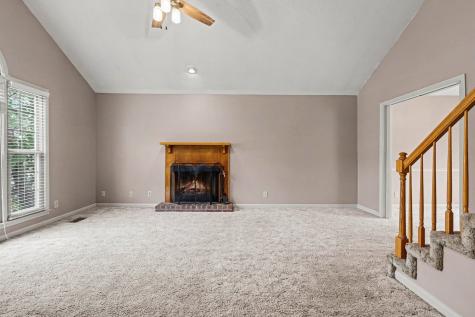 2102 Single Tree Drive Clarksville TN 37040