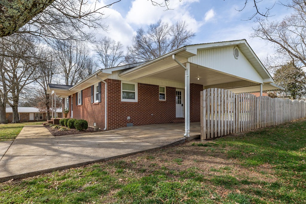 506 Oakwood Drive Lawrenceburg TN 38464