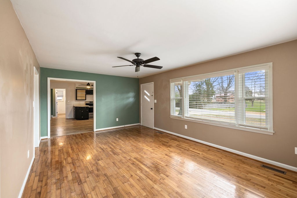 506 Oakwood Drive Lawrenceburg TN 38464