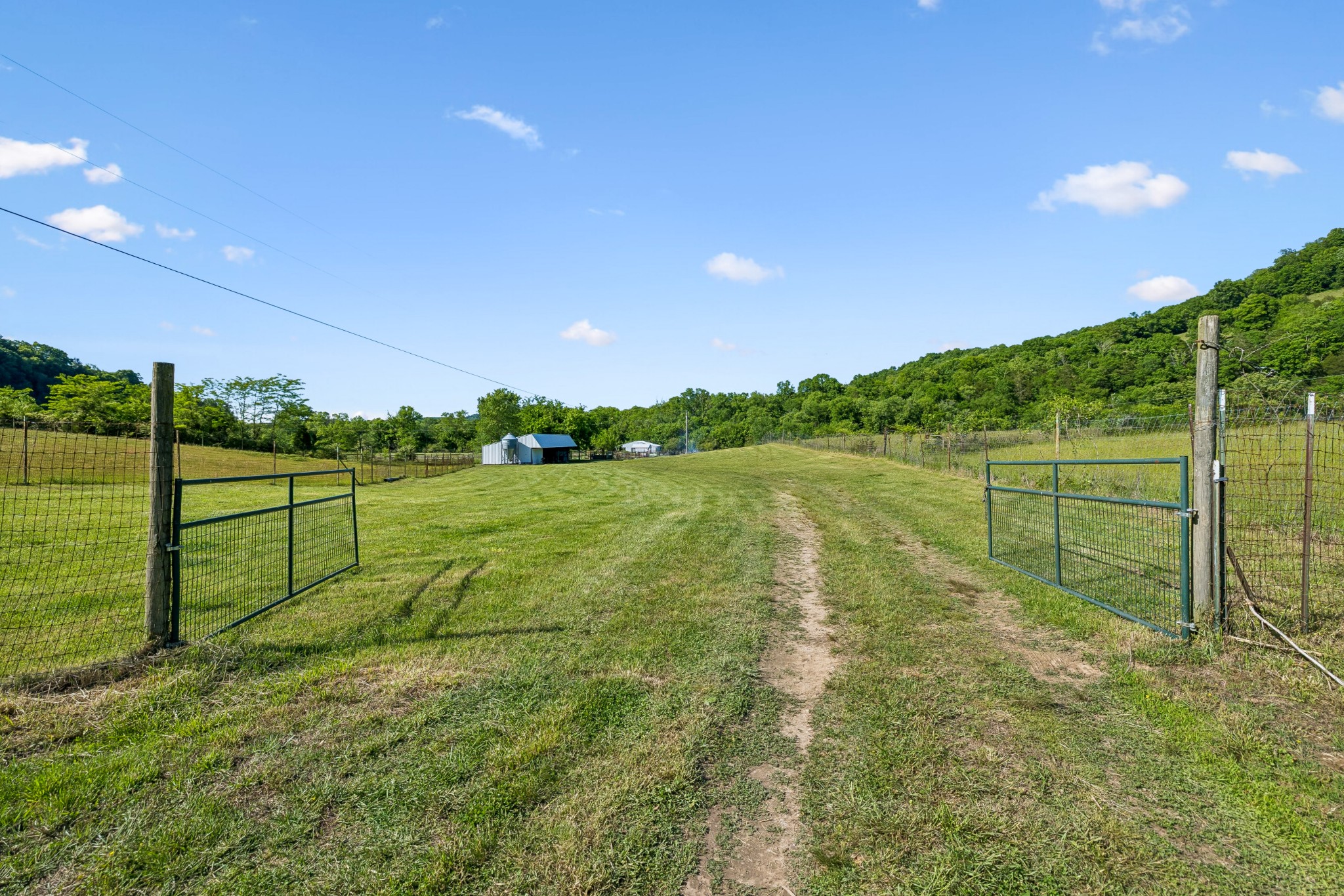97 Seabo Valley Lane Hickman TN 38567