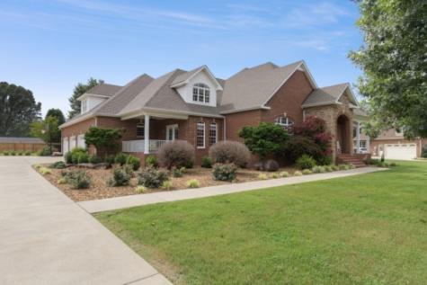 323 Ridgecrest Drive Winchester TN 37398