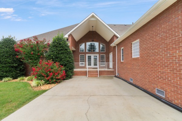 323 Ridgecrest Drive Winchester TN 37398