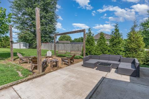 102 Garland Court White House TN 37188