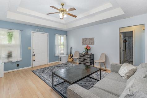 102 Garland Court White House TN 37188