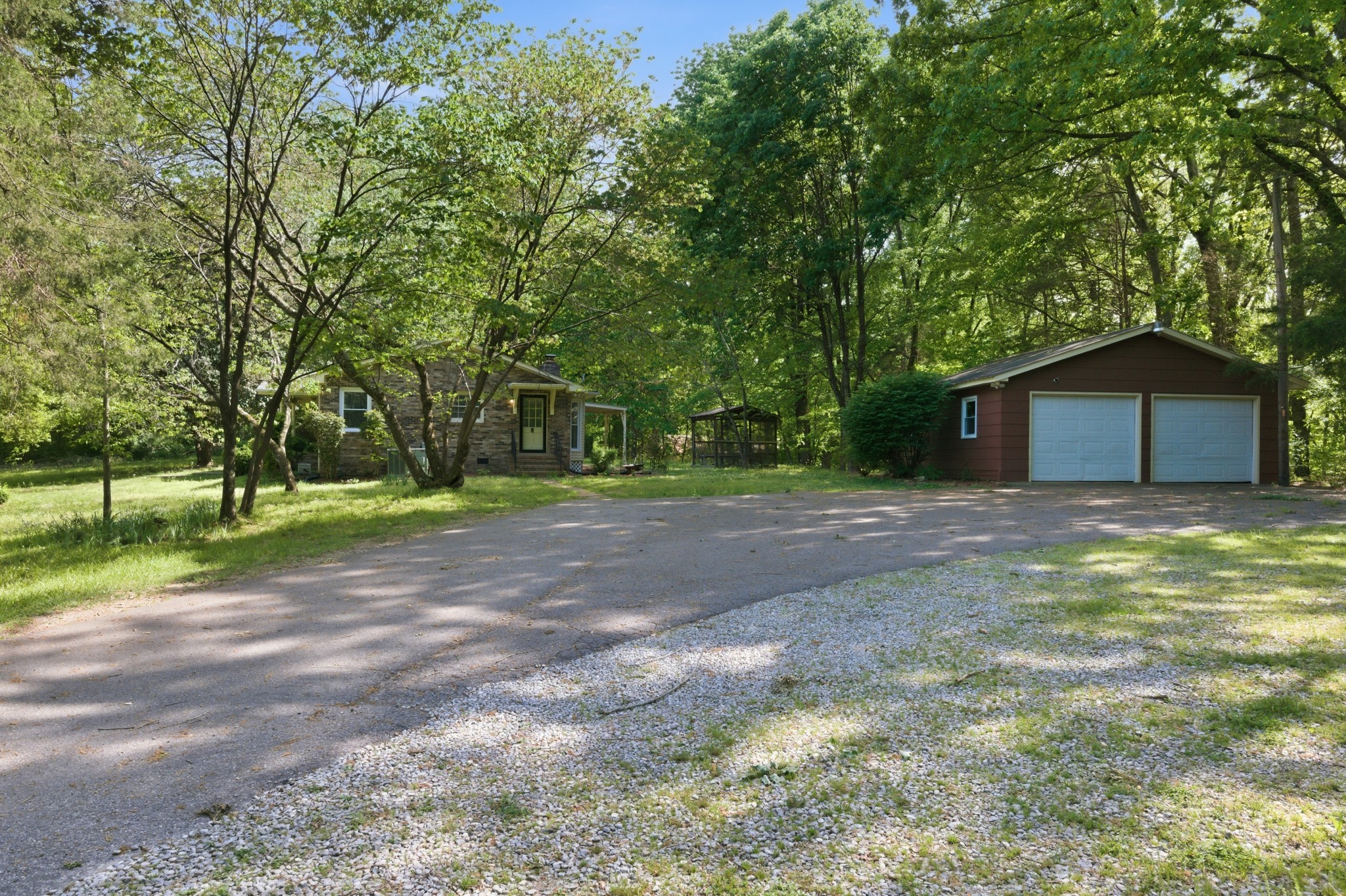 2225 Highway 48, N Dickson TN 37055
