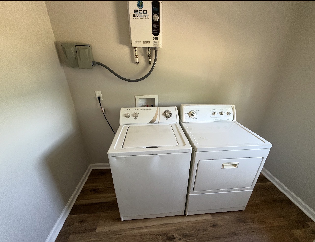 302A Dobbins Pike Gallatin TN 37066