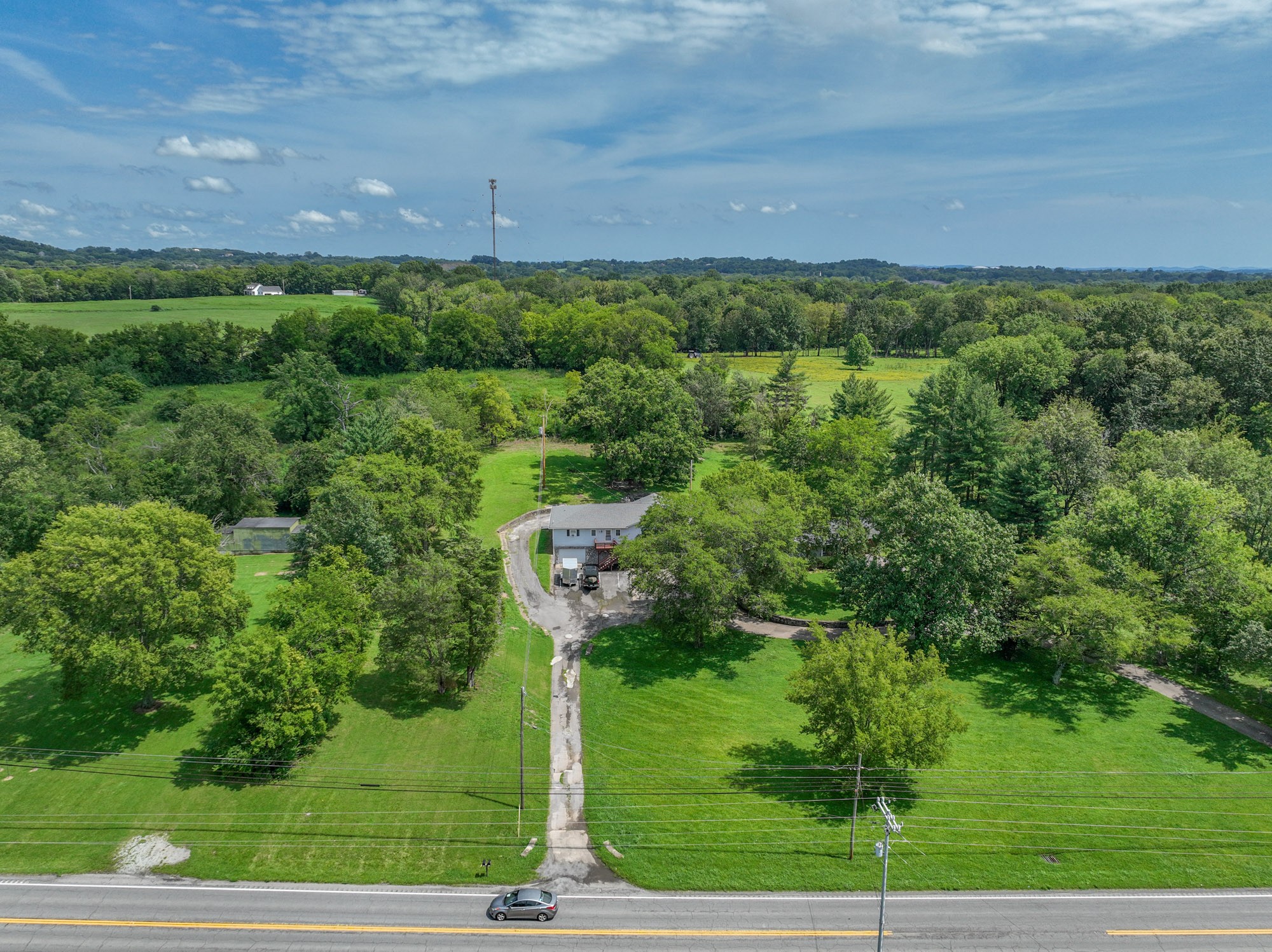 302A Dobbins Pike Gallatin TN 37066