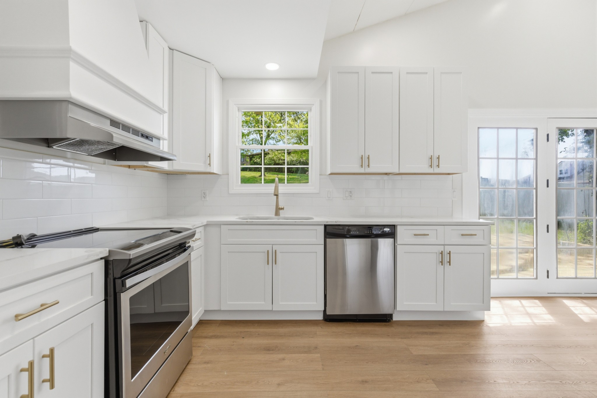 4035 Kings Ln, NW Nashville TN 37218