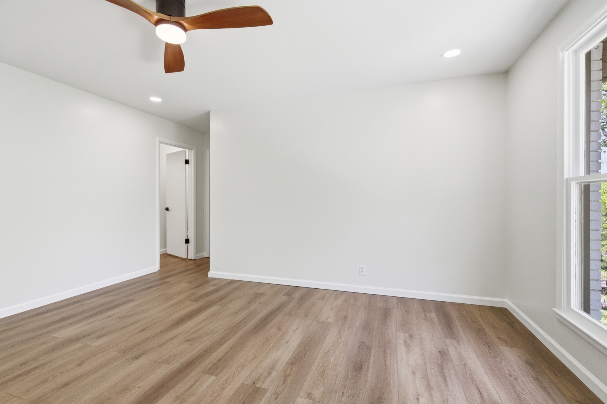 4035 Kings Ln, NW Nashville TN 37218