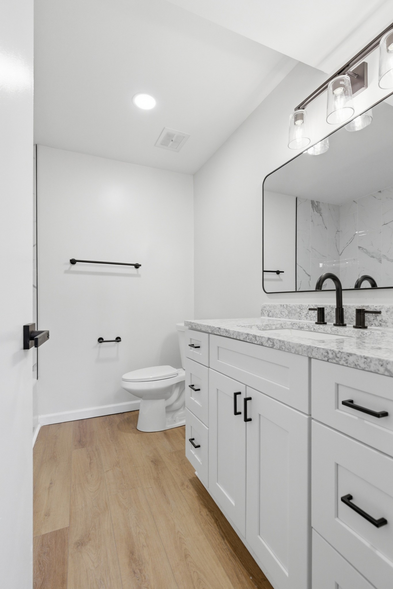 4035 Kings Ln, NW Nashville TN 37218