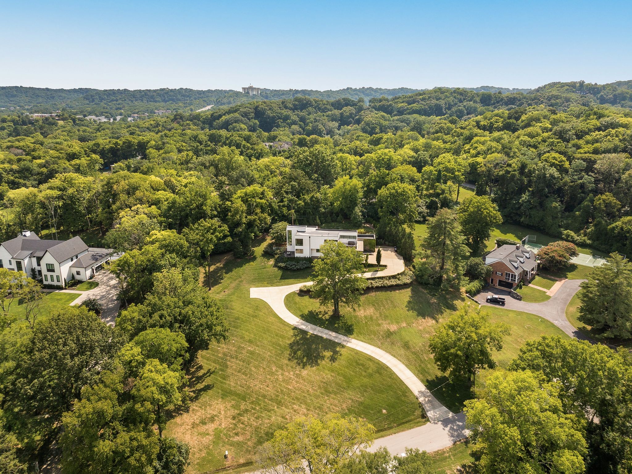6321 E Valley Road Nashville TN 37205