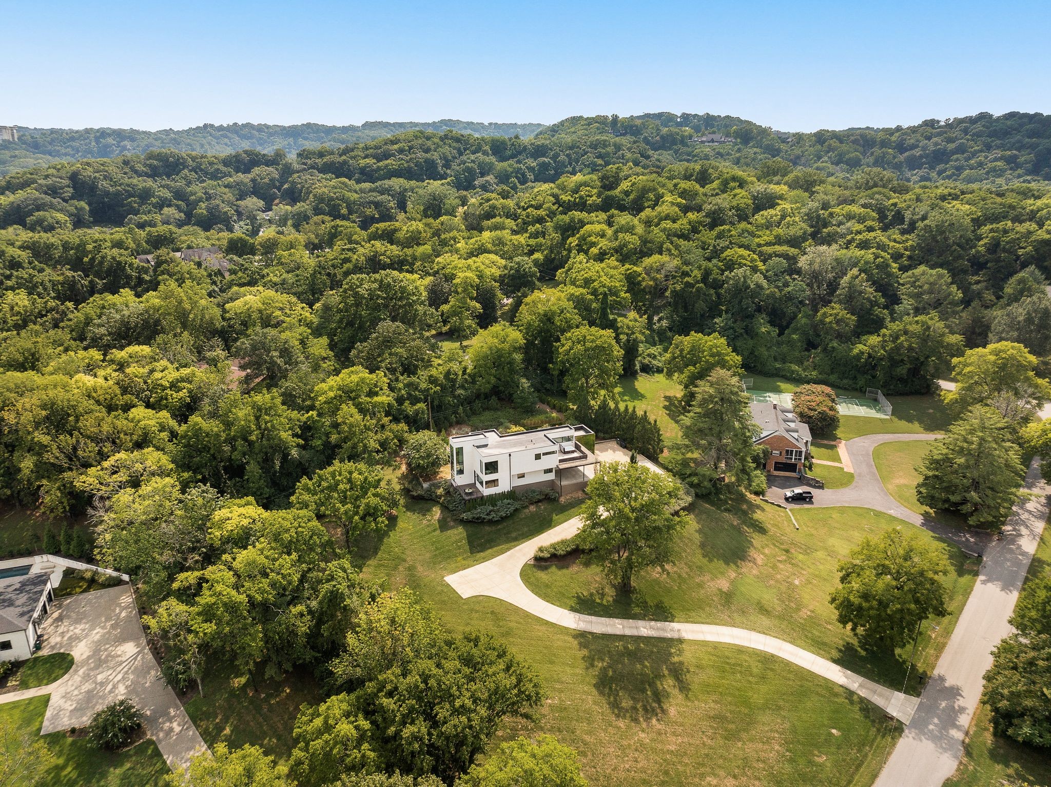 6321 E Valley Road Nashville TN 37205