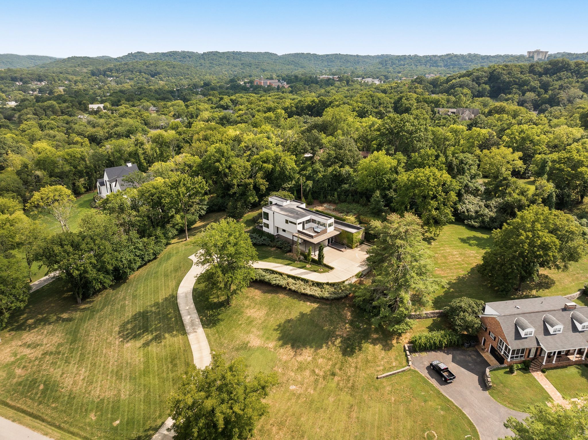 6321 E Valley Road Nashville TN 37205
