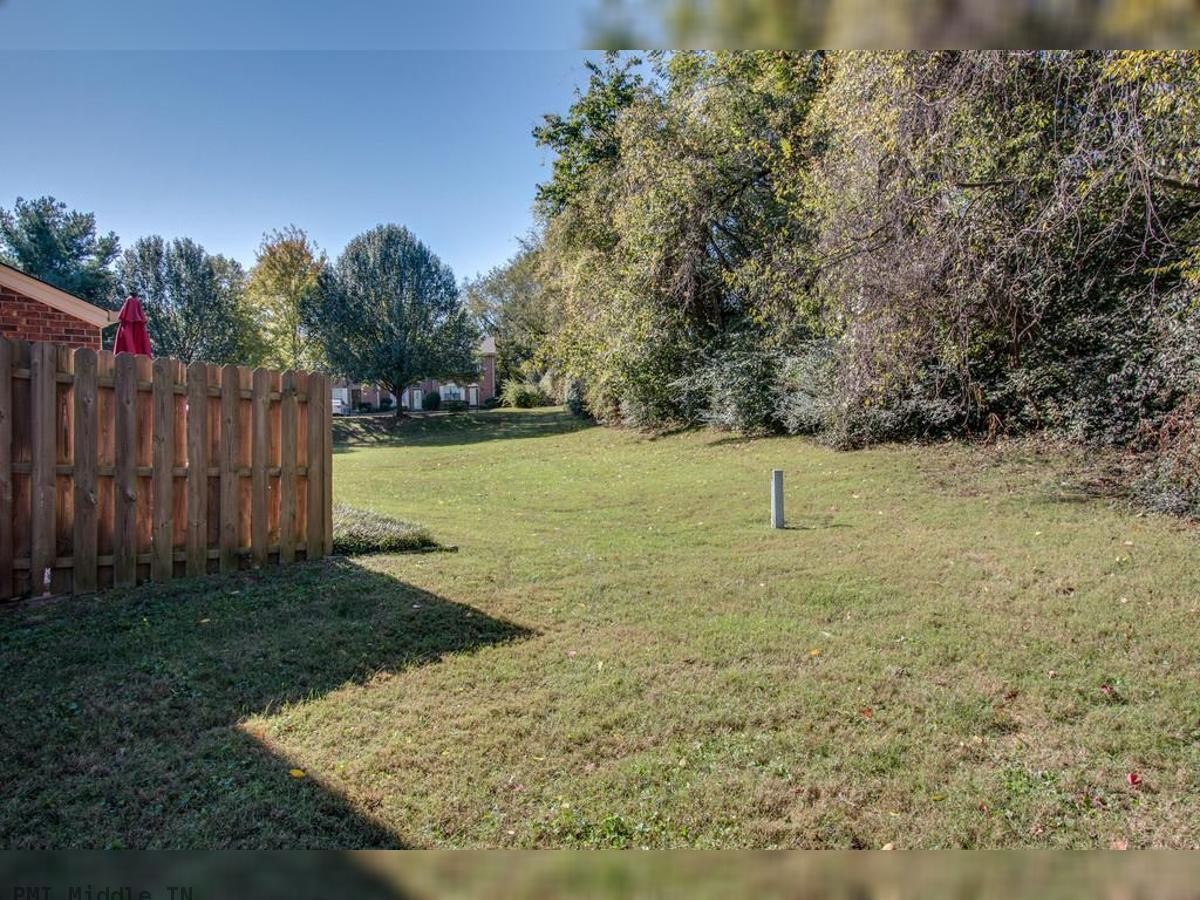 141 Thistle Lane Hermitage TN 37076