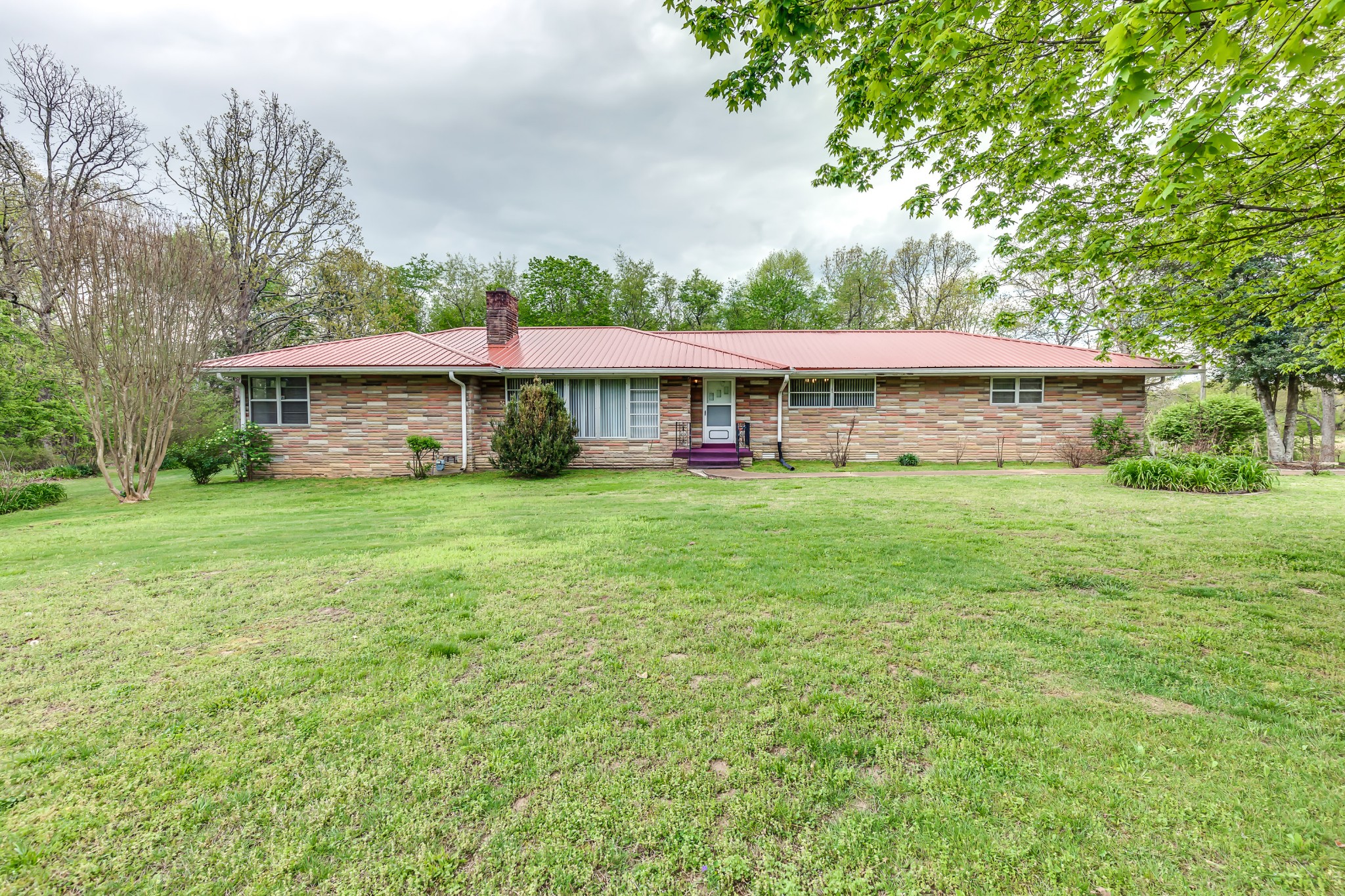 6784 Highway 100 Bon Aqua TN 37025