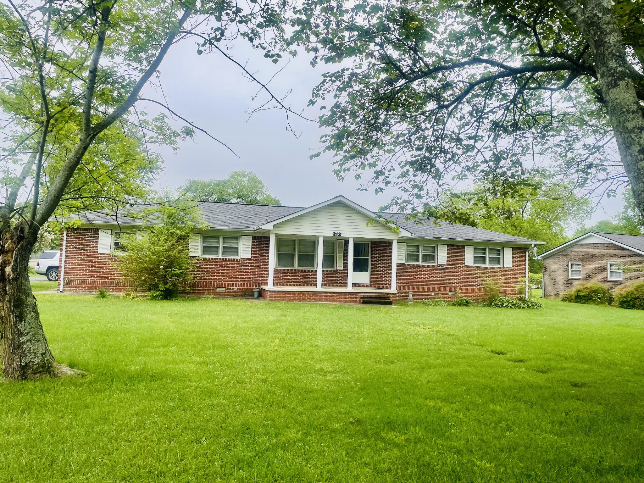 212 Crest Drive Tullahoma TN 37388