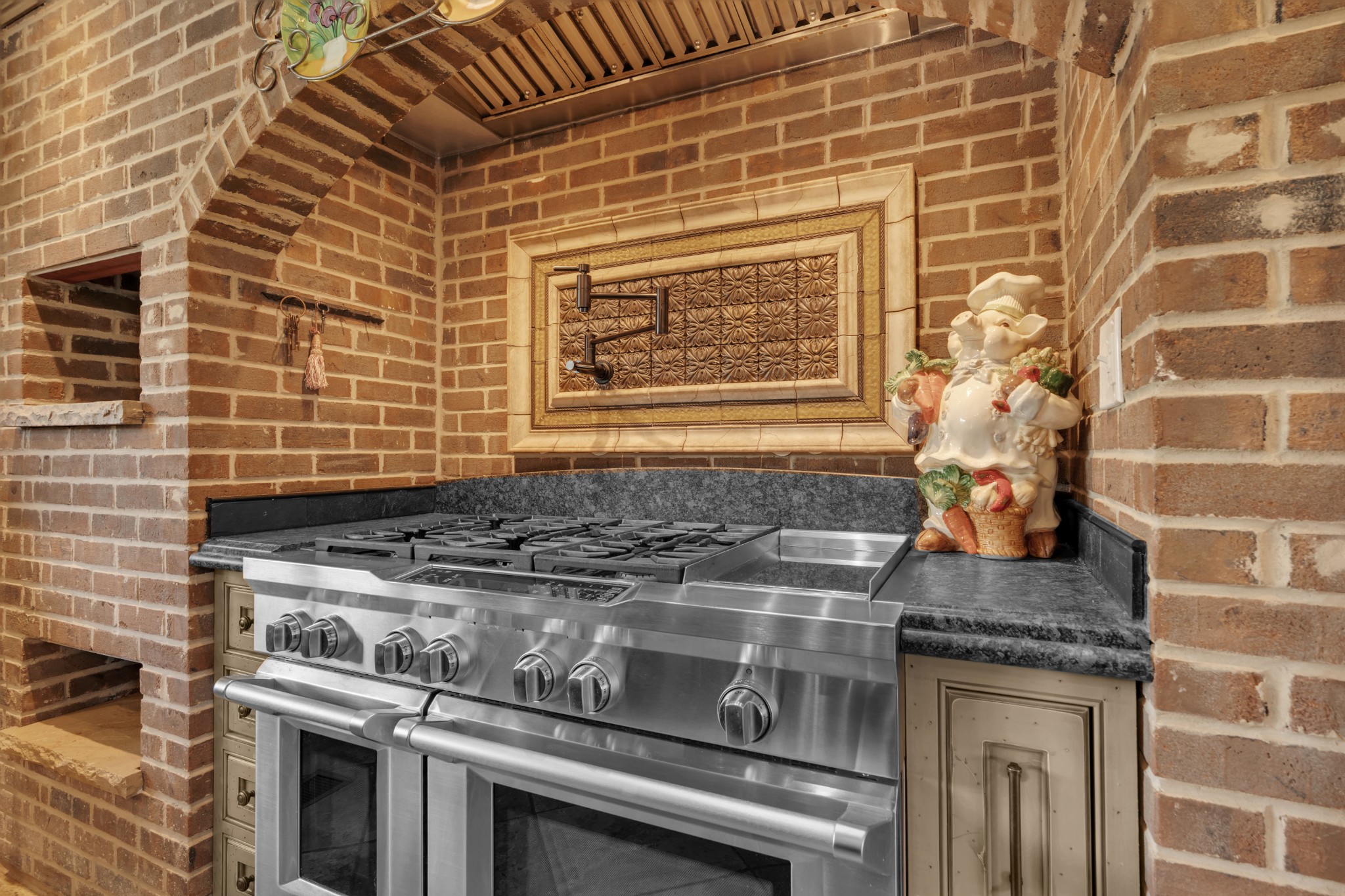 5016 Hillsboro Highway Hillsboro TN 37342