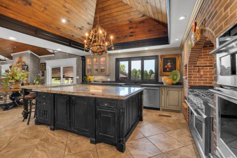 5016 Hillsboro Highway Hillsboro TN 37342