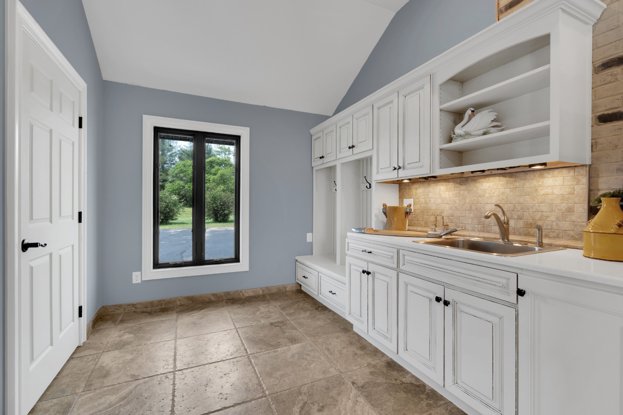 5016 Hillsboro Highway Hillsboro TN 37342