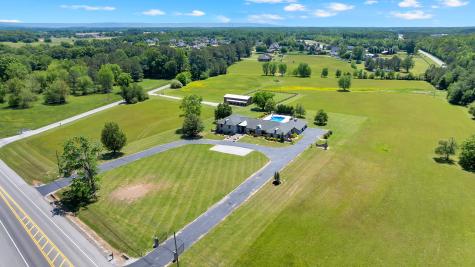 5016 Hillsboro Highway Hillsboro TN 37342