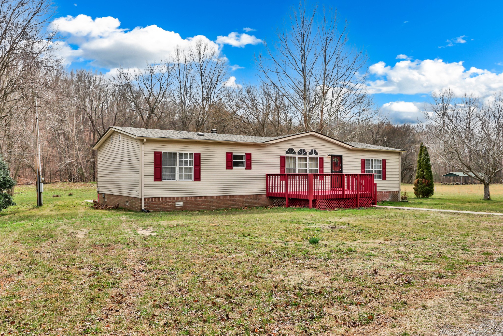 2170 Highway 13 Cunningham TN 37052
