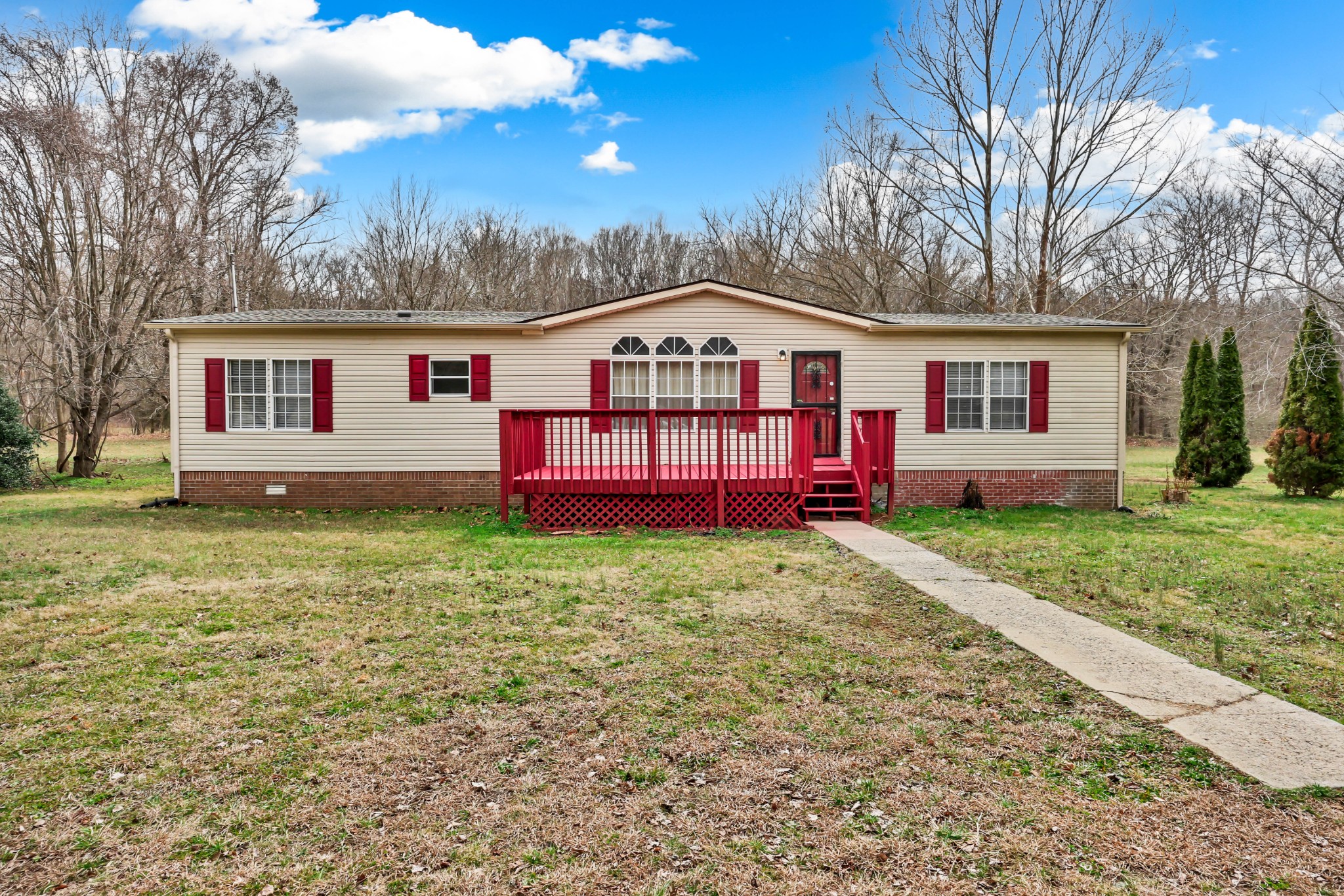 2170 Highway 13 Cunningham TN 37052