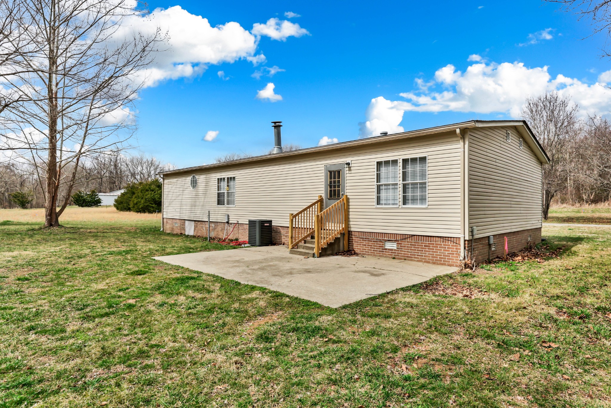 2170 Highway 13 Cunningham TN 37052