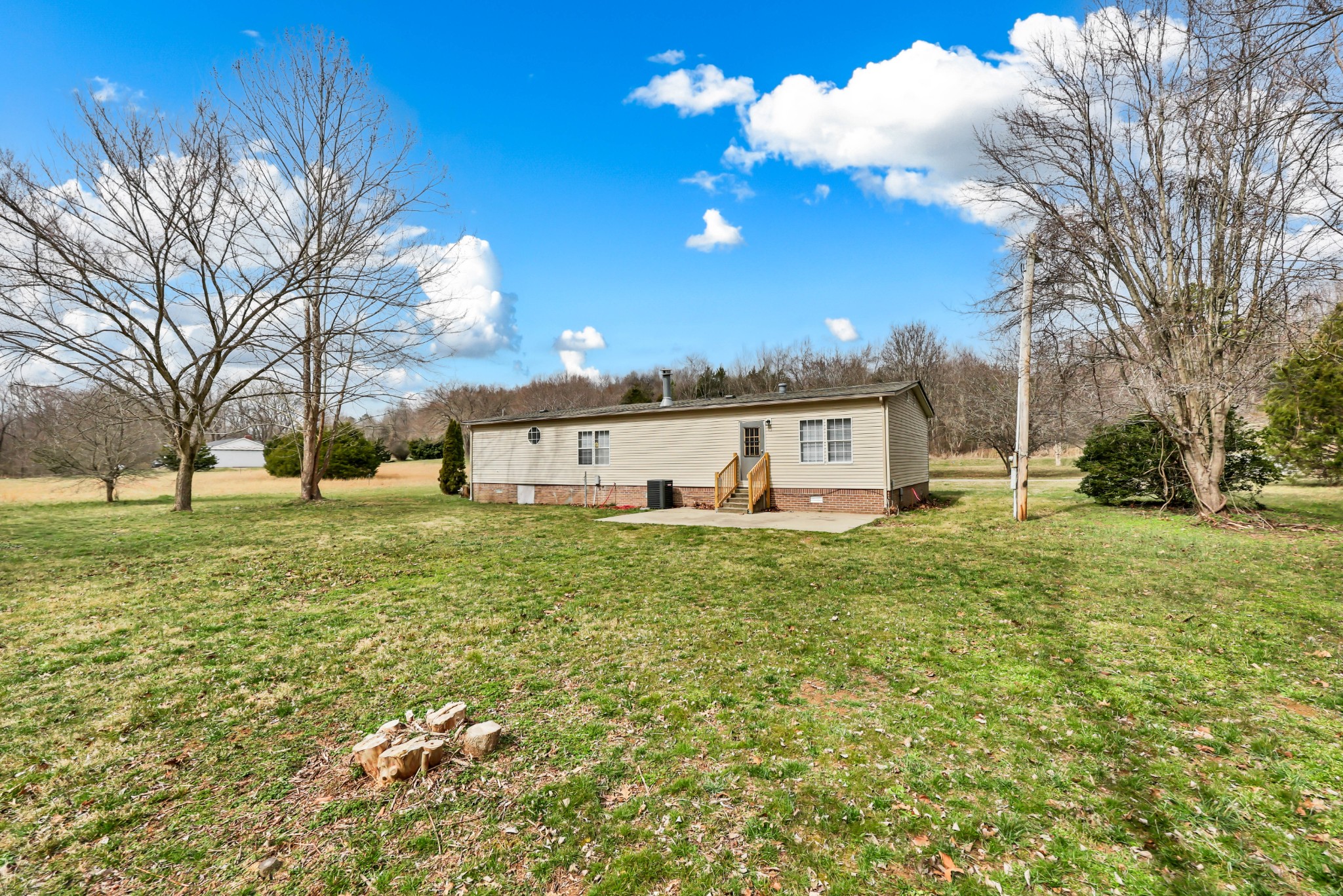 2170 Highway 13 Cunningham TN 37052