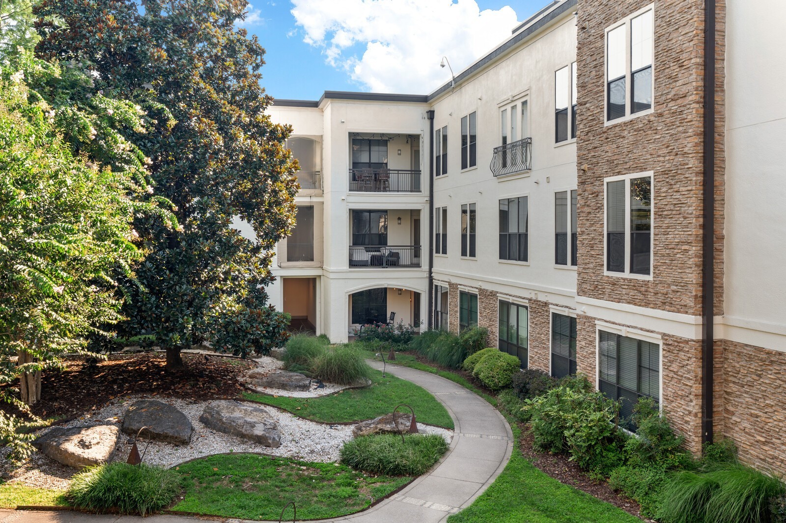2600 Hillsboro Park Nashville TN 37212
