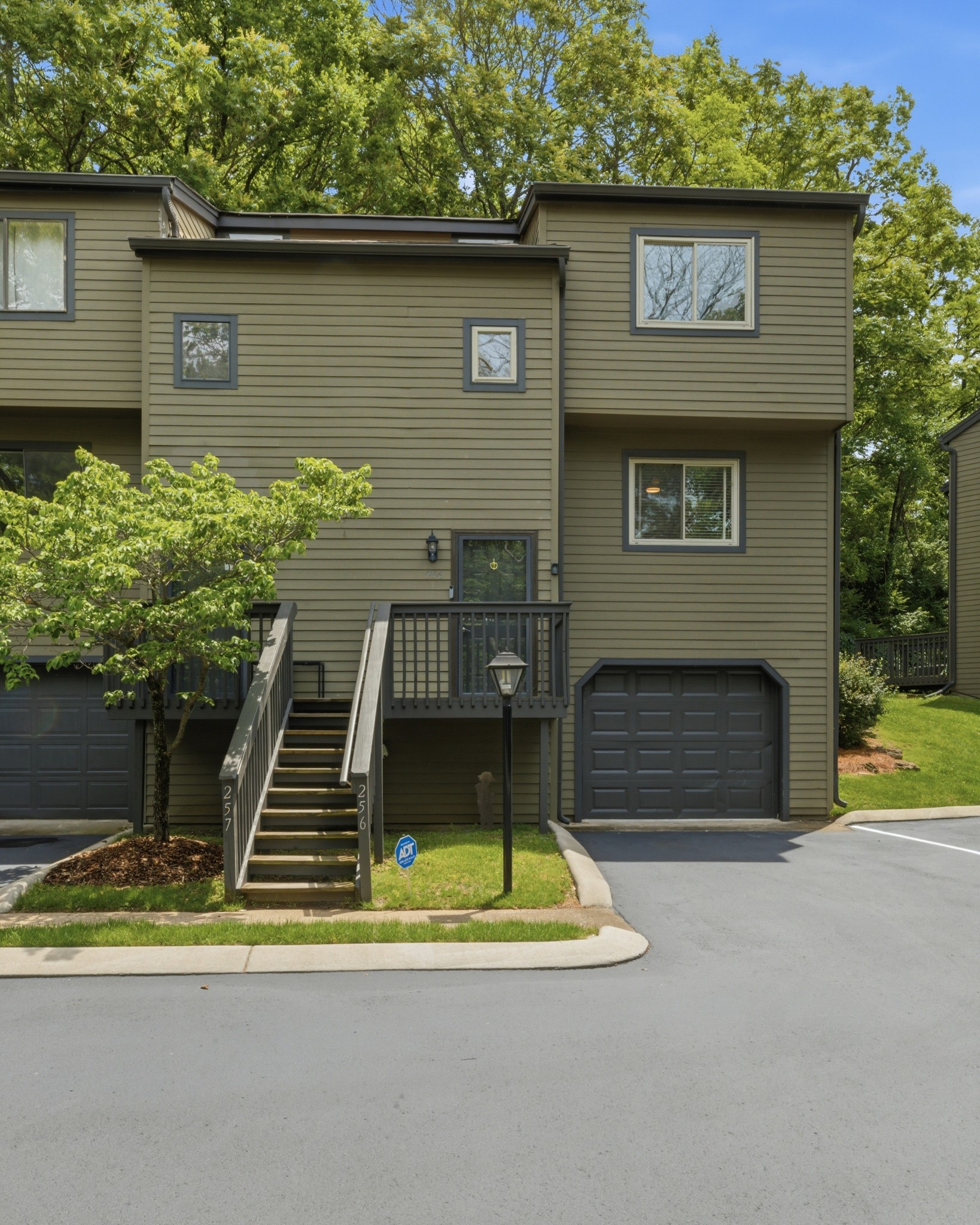 256 Summit Ridge Drive Nashville TN 37215