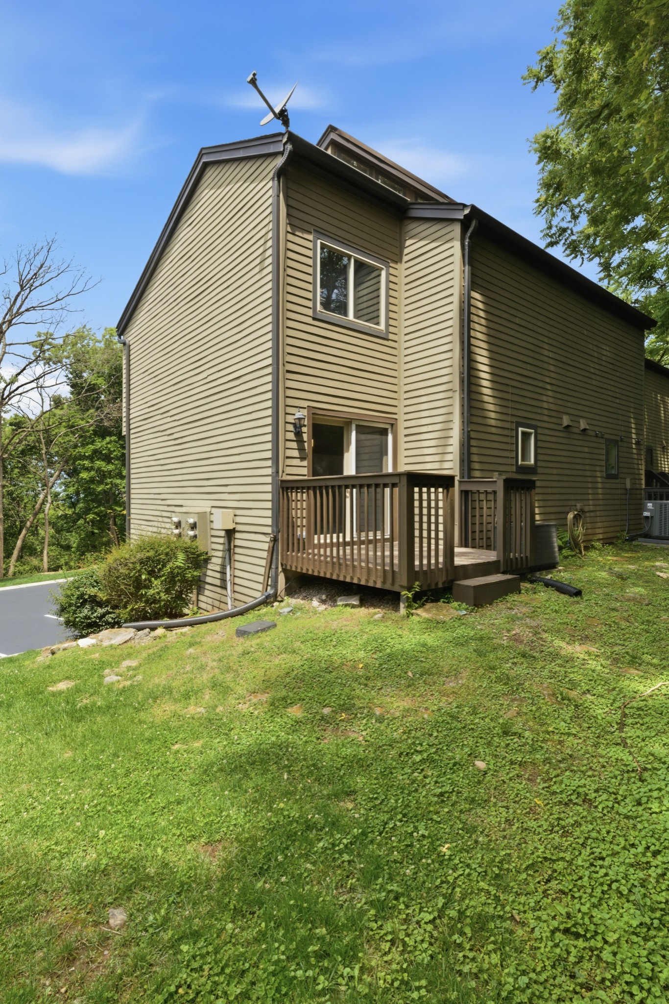 256 Summit Ridge Drive Nashville TN 37215