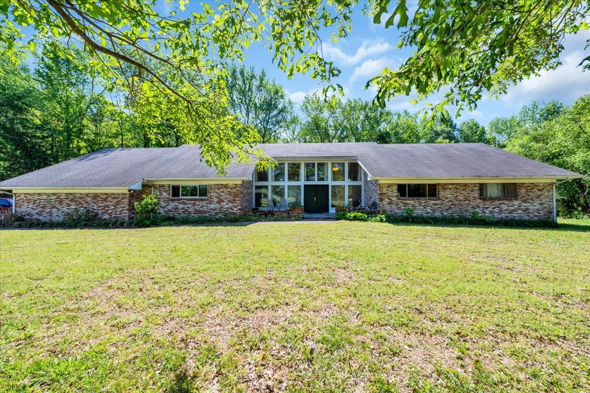 4280 Hillsboro Viola Road Manchester TN 37355