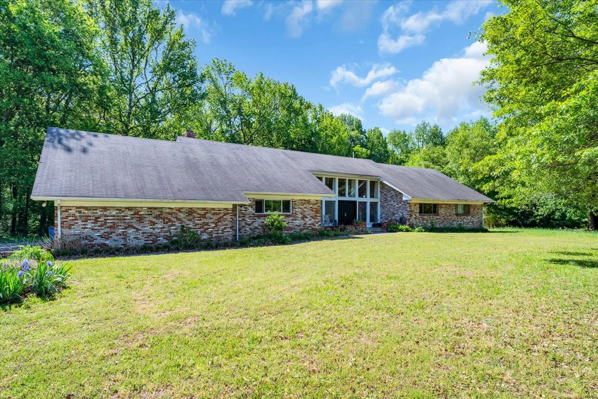 4280 Hillsboro Viola Road Manchester TN 37355