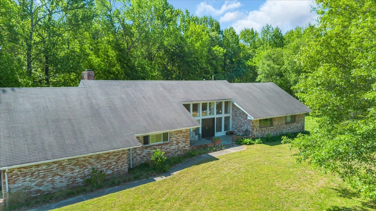 4280 Hillsboro Viola Road Manchester TN 37355