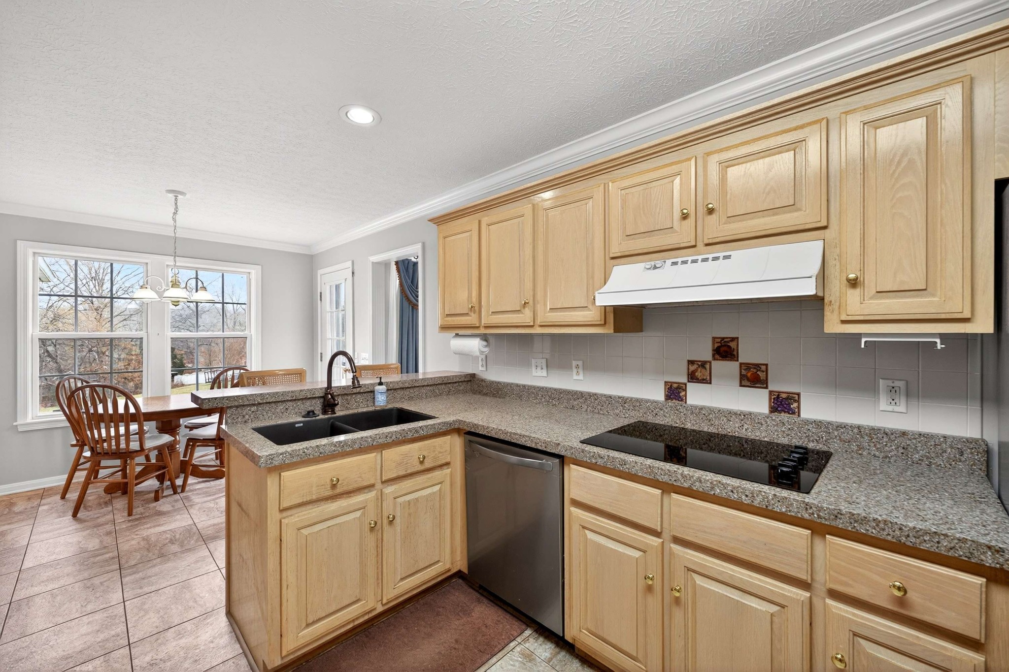 112 Covington Bend White House TN 37188