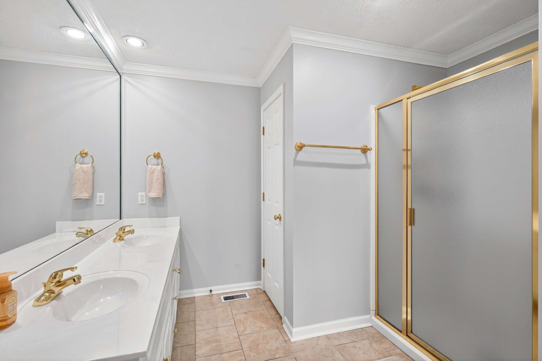112 Covington Bend White House TN 37188