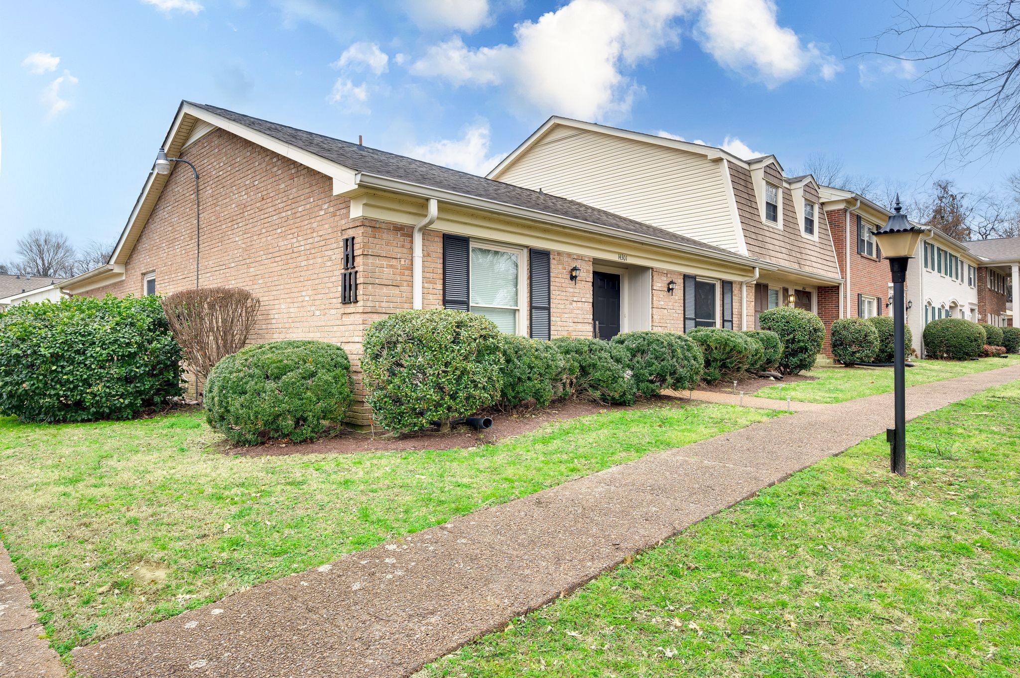 8300 Sawyer Brown Road Nashville TN 37221