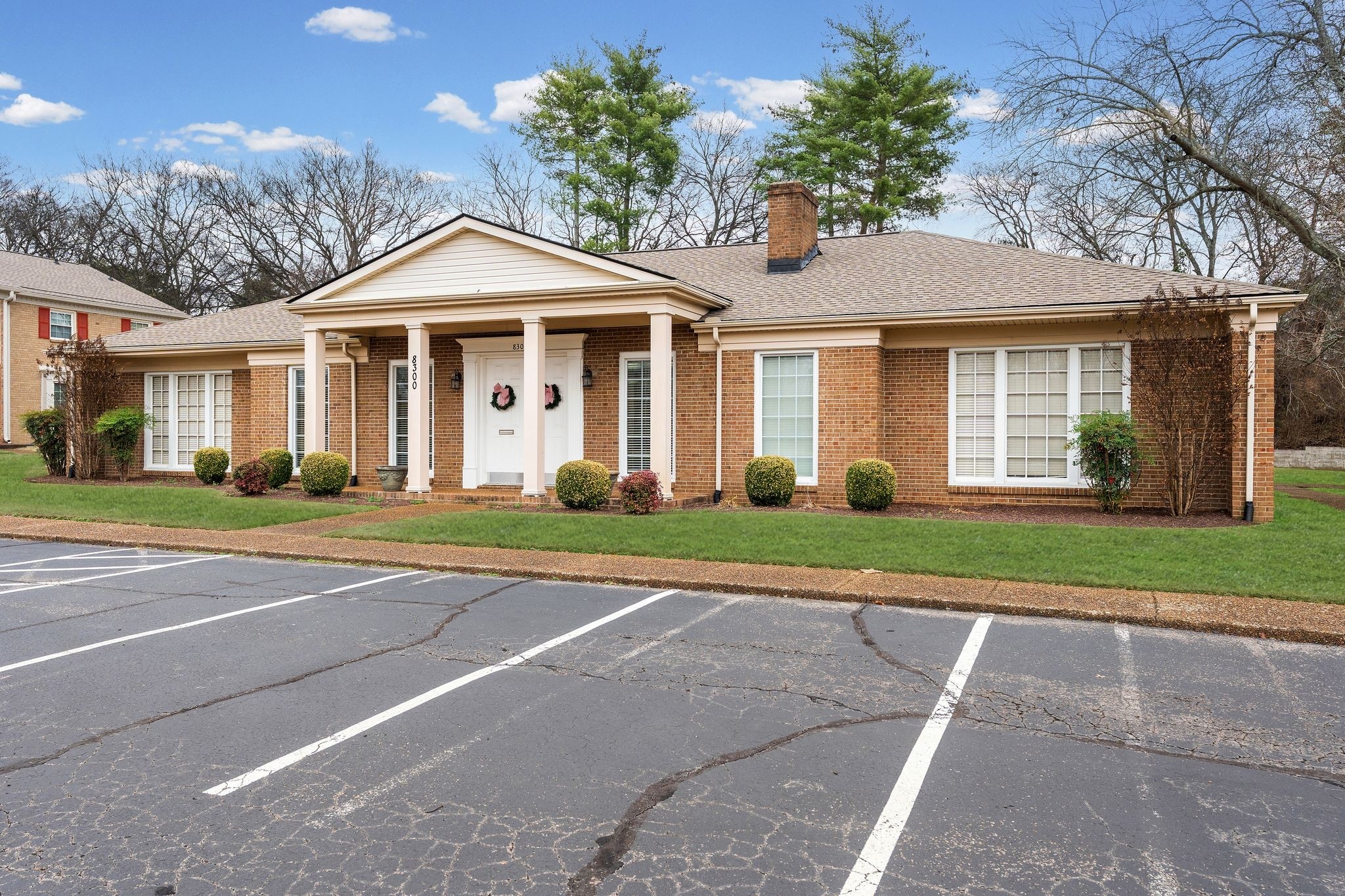 8300 Sawyer Brown Road Nashville TN 37221