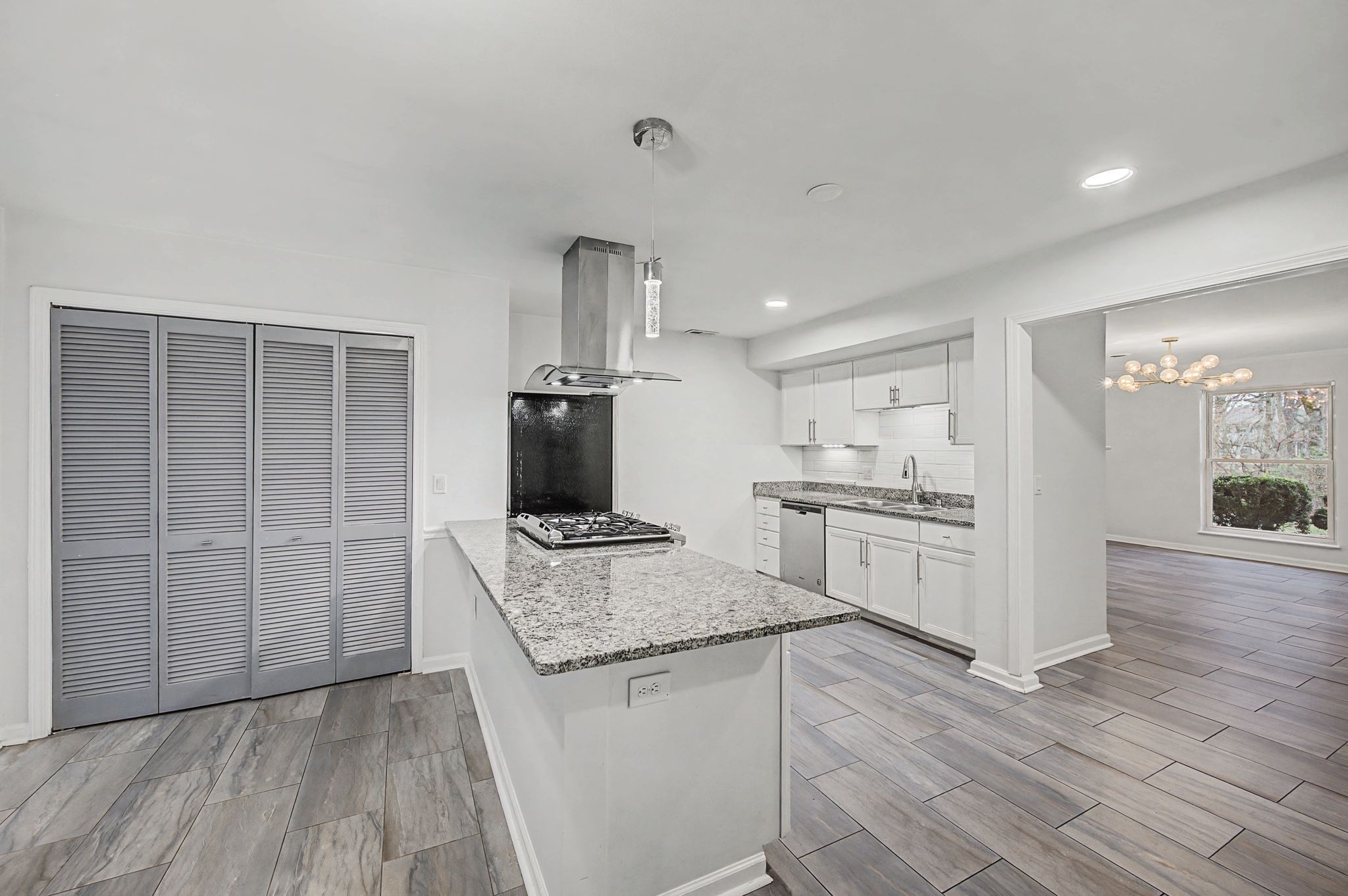 8300 Sawyer Brown Road Nashville TN 37221