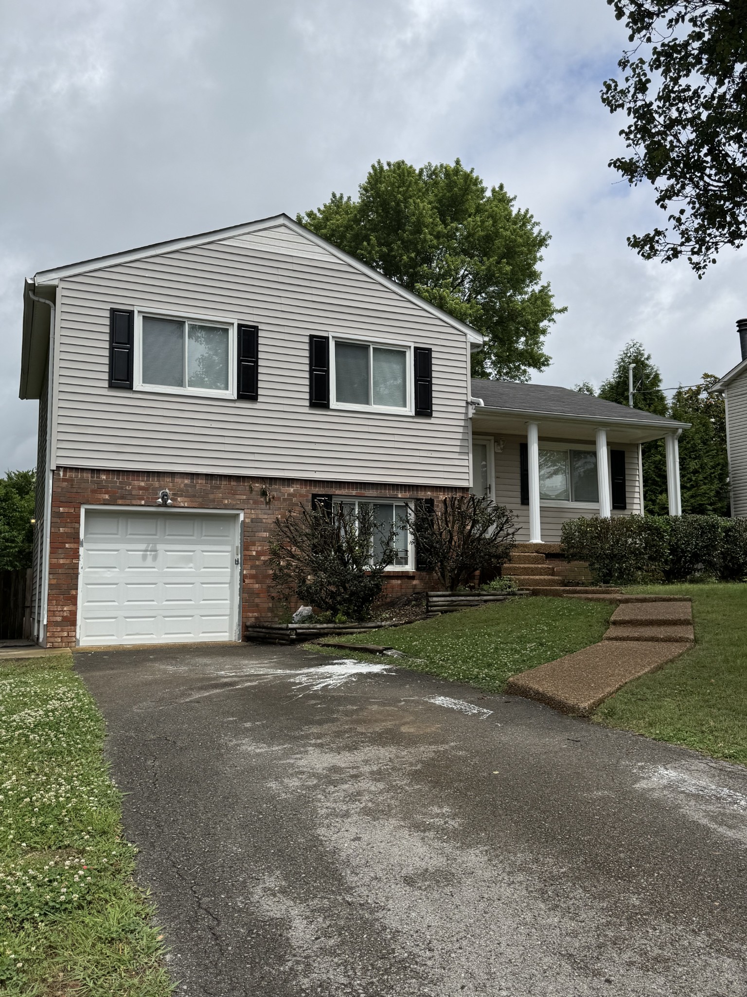 615 Meadowview Drive Mount Juliet TN 37122