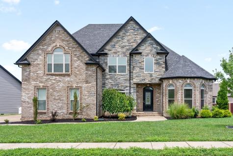 1213 Juniper Pass Clarksville TN 37043
